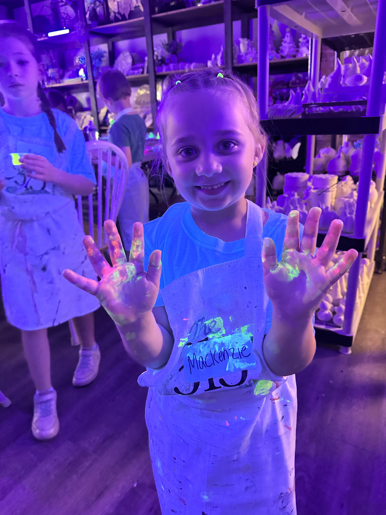 10/10 6-8pm: Kid's Glow DIY workshop!