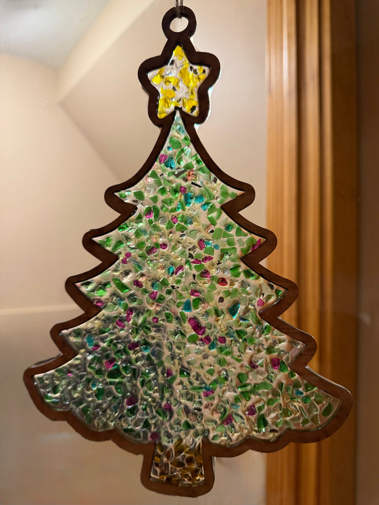 12/7 12pm: Crushed Glass / Faux stained glass Workshop