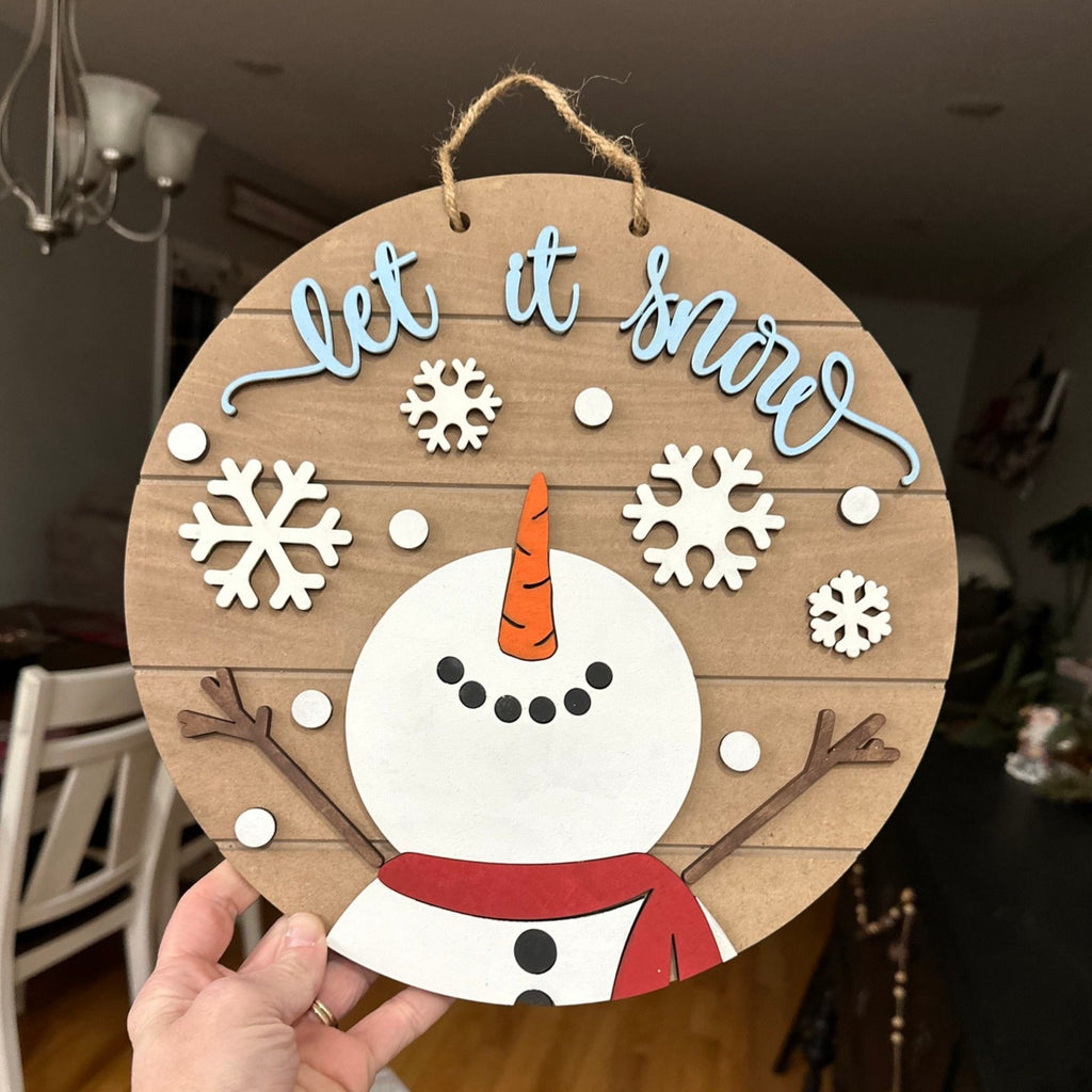 Let it Snow Round Sign